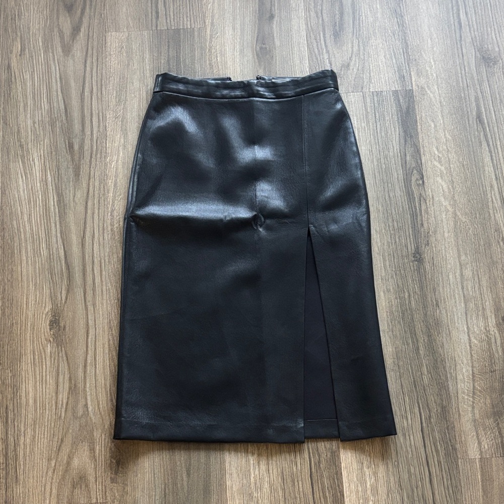 Aritzia Black Leather Pencil Skirt
